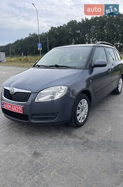 Универсал Skoda Fabia 2009 в Луцке