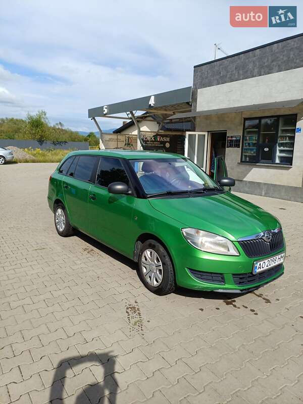 Универсал Skoda Fabia 2014 в Иршаве фото 5 Универсал Skoda Fabia 2014 в Иршаве