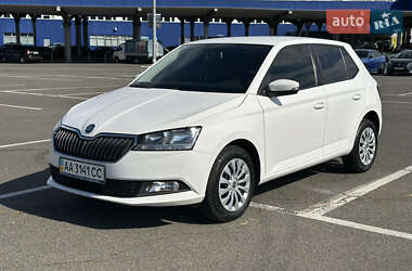 Хэтчбек Skoda Fabia 2019 в Киеве