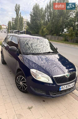 Хэтчбек Skoda Fabia 2011 в Ужгороде
