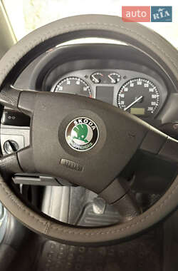 Хэтчбек Skoda Fabia 2004 в 