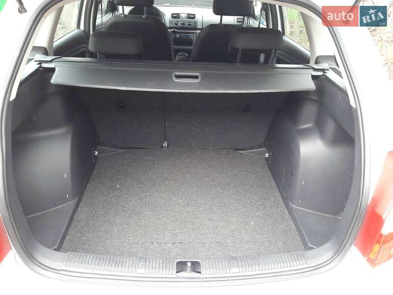 Универсал Skoda Fabia 2013 в Днепре