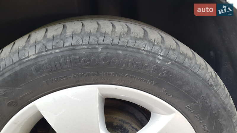 Универсал Skoda Fabia 2013 в Днепре