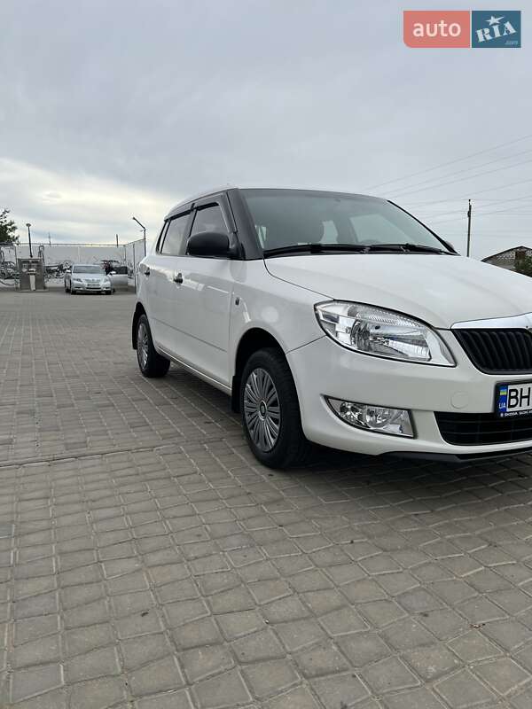 Хетчбек Skoda Fabia 2012 в Роздільній