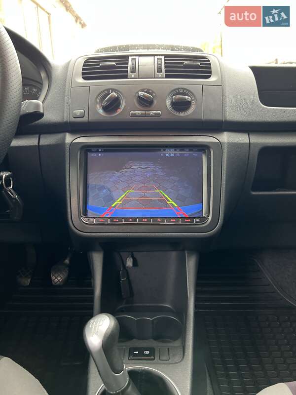 Хетчбек Skoda Fabia 2012 в Роздільній