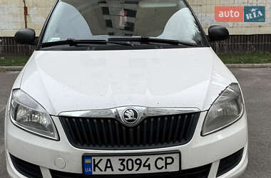 Хетчбек Skoda Fabia 2014 в Києві