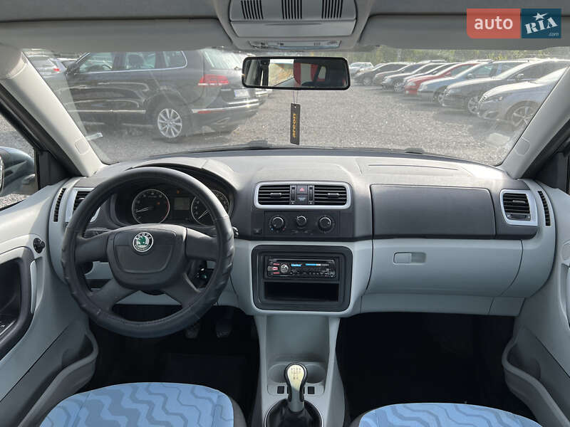 Универсал Skoda Fabia 2009 в Черкассах