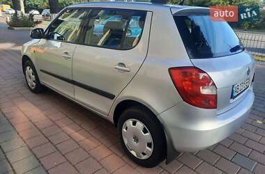 Хэтчбек Skoda Fabia 2008 в 