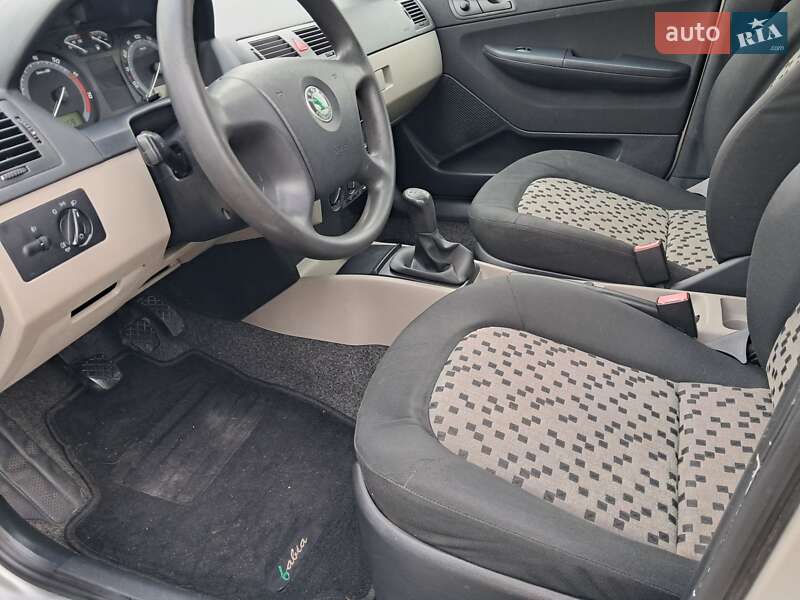Универсал Skoda Fabia 2005 в Ивано-Франковске