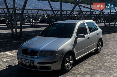 Хэтчбек Skoda Fabia 2005 в Львове