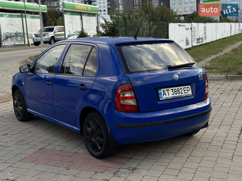 Хэтчбек Skoda Fabia 2003 в Ивано-Франковске