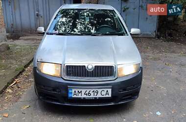 Хэтчбек Skoda Fabia 2005 в Киеве