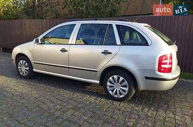 Универсал Skoda Fabia 2004 в Житомире