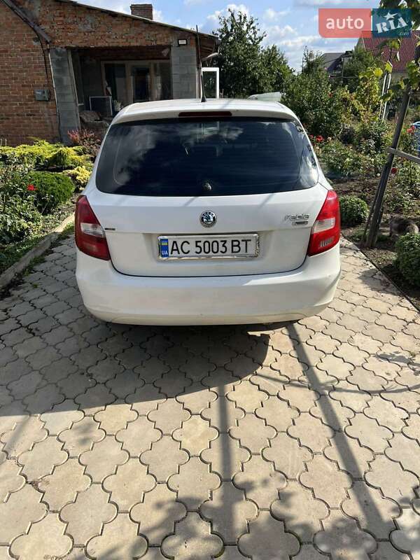 Універсал Skoda Fabia 2010 в Луцьку