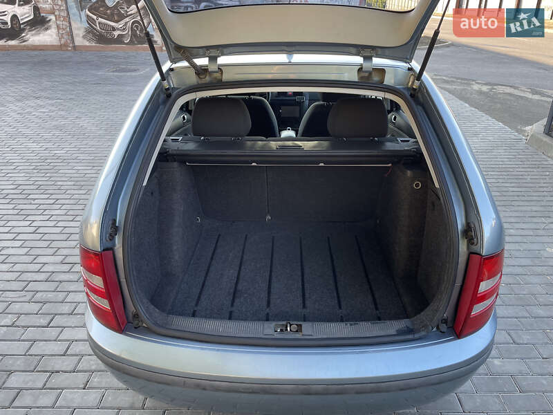 Універсал Skoda Fabia 2002 в Покрові