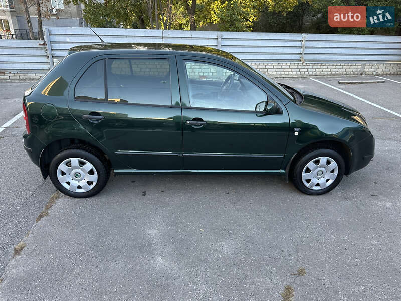 Хэтчбек Skoda Fabia 2001 в Харькове
