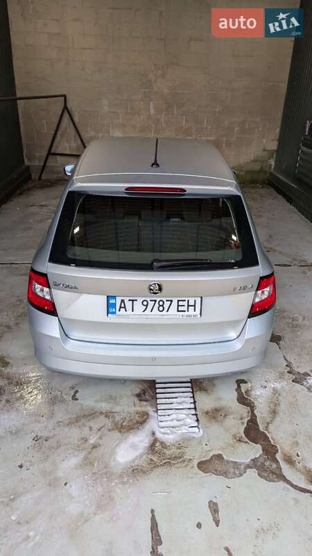 Універсал Skoda Fabia 2015 в Івано-Франківську