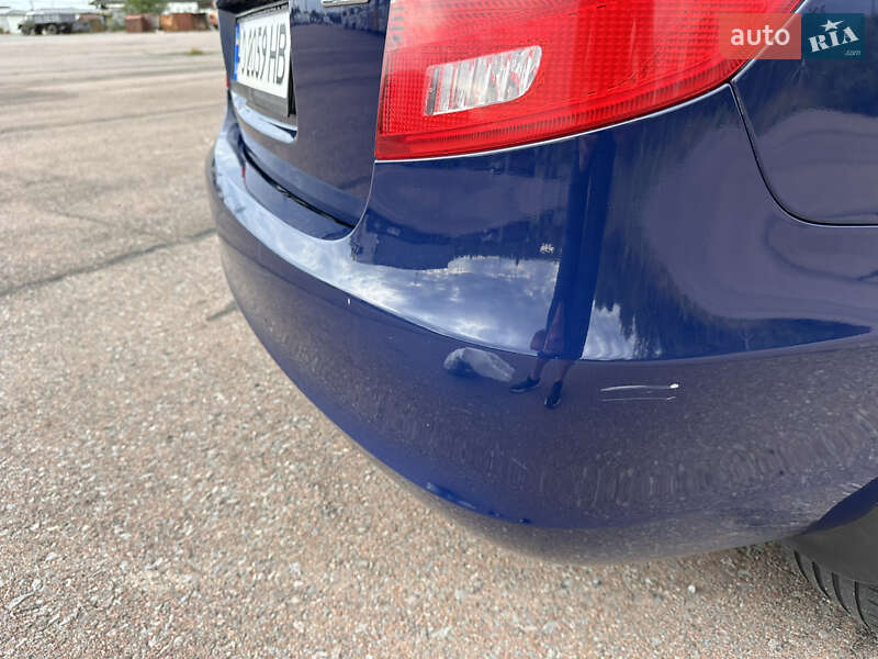 Універсал Skoda Fabia 2012 в Ужгороді