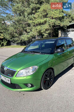 Хэтчбек Skoda Fabia 2010 в Луцке
