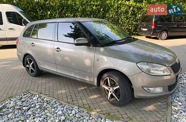 Универсал Skoda Fabia 2010 в Киеве