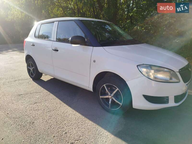 Хетчбек Skoda Fabia 2012 в Коростені фото 3 Хетчбек Skoda Fabia 2012 в Коростені