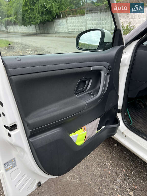 Универсал Skoda Fabia 2011 в Киеве фото 12 Универсал Skoda Fabia 2011 в Киеве