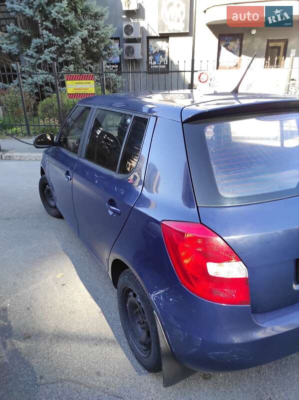 Хэтчбек Skoda Fabia 2012 в Киеве фото 7 Хэтчбек Skoda Fabia 2012 в Киеве