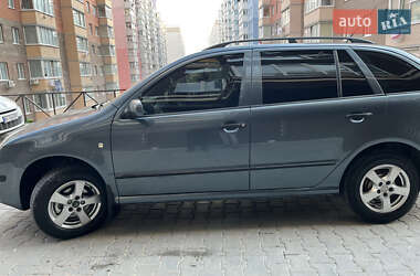 Универсал Skoda Fabia 2005 в 