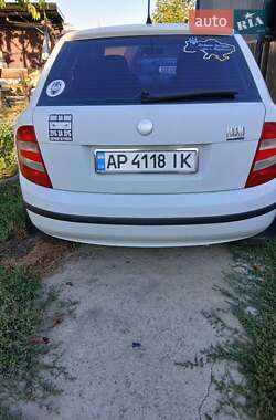 Хэтчбек Skoda Fabia 2005 в 