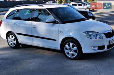 Универсал Skoda Fabia 2009 в 