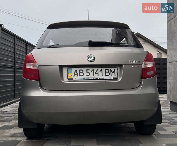 Хетчбек Skoda Fabia 2012 в Софіївській Борщагівці фото 3 Хетчбек Skoda Fabia 2012 в Софіївській Борщагівці