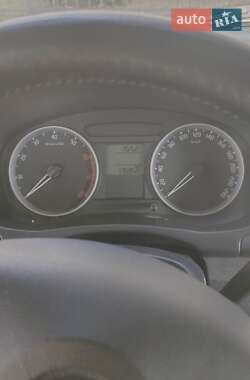 Хэтчбек Skoda Fabia 2007 в 