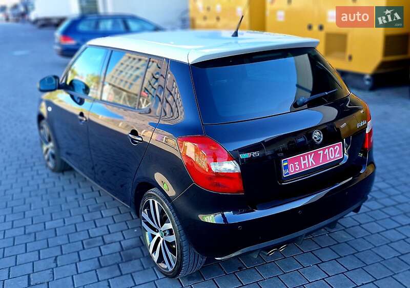 Хэтчбек Skoda Fabia 2010 в Львове