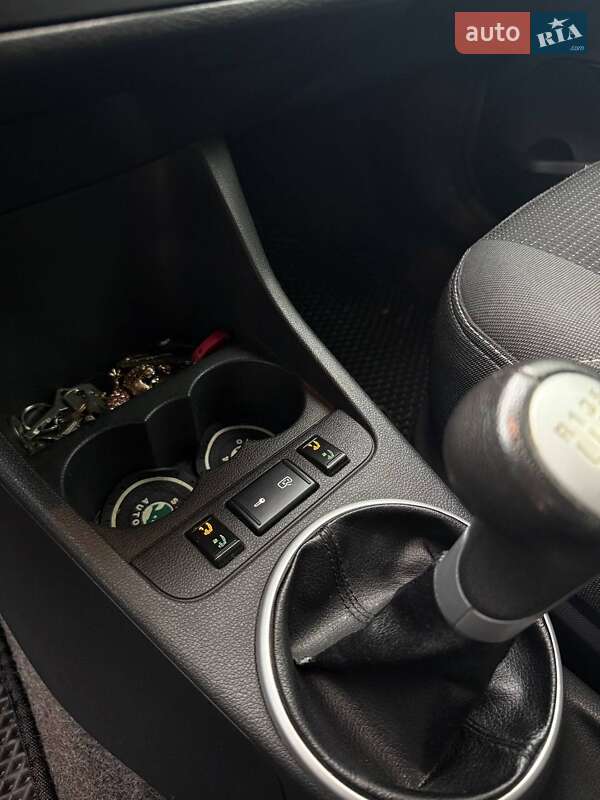 Универсал Skoda Fabia 2008 в Кривом Роге фото 17 Универсал Skoda Fabia 2008 в Кривом Роге