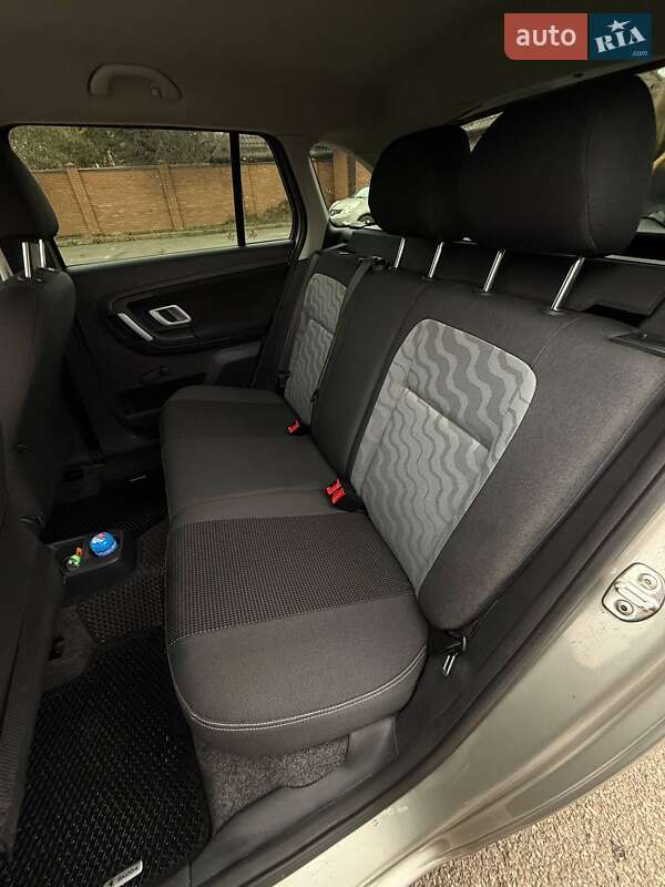 Универсал Skoda Fabia 2008 в Кривом Роге фото 19 Универсал Skoda Fabia 2008 в Кривом Роге