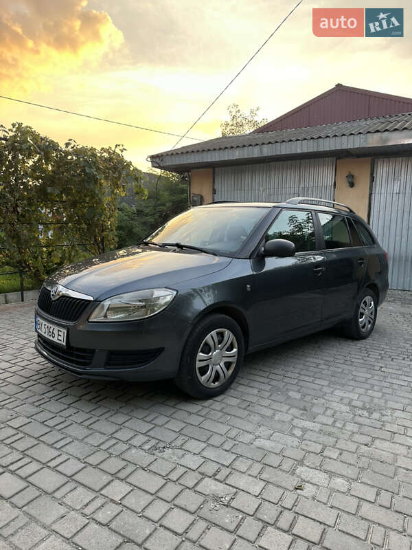 Универсал Skoda Fabia 2014 в Дунаевцах