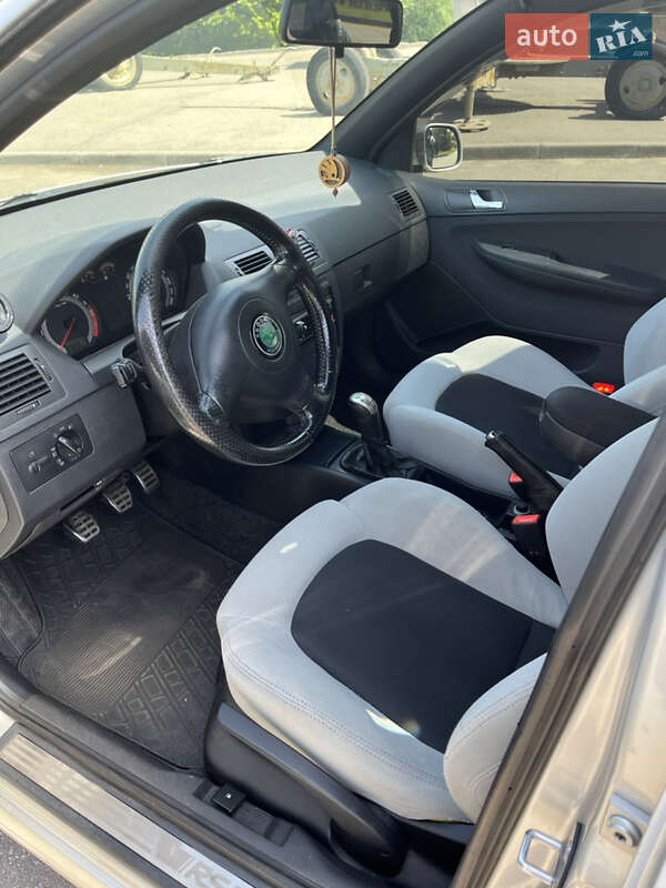 Хэтчбек Skoda Fabia 2007 в Кривом Роге