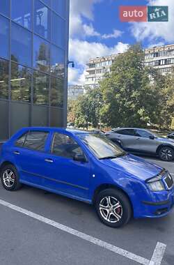 Хэтчбек Skoda Fabia 2006 в 