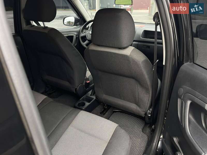 Хэтчбек Skoda Fabia 2009 в Владимире
