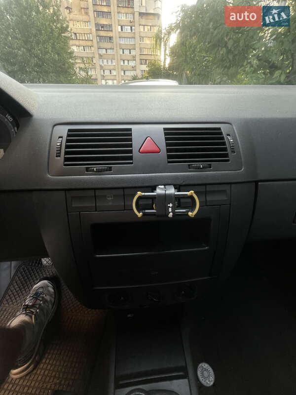 Универсал Skoda Fabia 2005 в Киеве