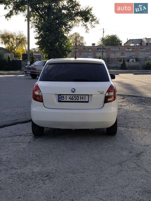Хетчбек Skoda Fabia 2008 в Полтаві фото 5 Хетчбек Skoda Fabia 2008 в Полтаві