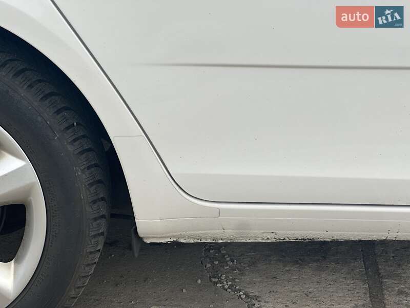 Універсал Skoda Fabia 2012 в Сарнах