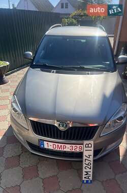 Універсал Skoda Fabia 2012 в Звягелі