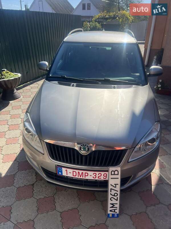 Универсал Skoda Fabia 2012 в Звягеле