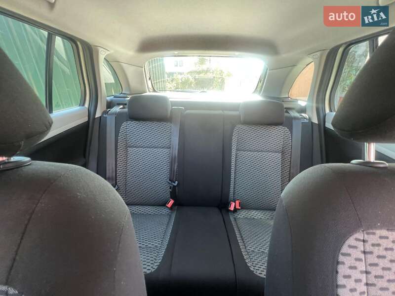 Универсал Skoda Fabia 2012 в Звягеле