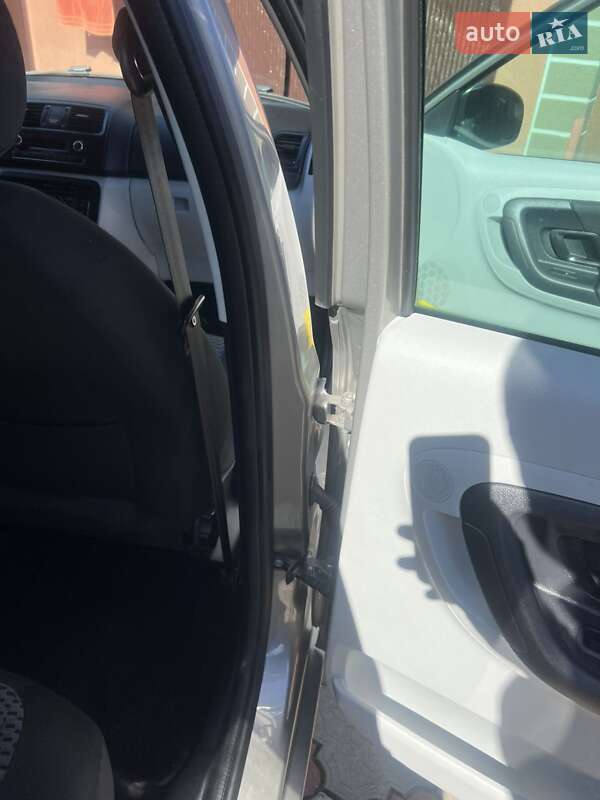 Универсал Skoda Fabia 2012 в Звягеле