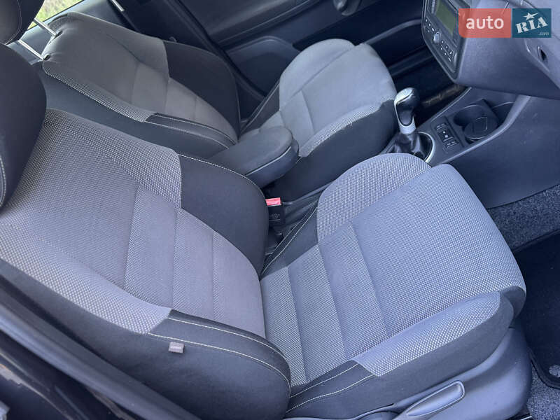 Хэтчбек Skoda Fabia 2008 в Луцке