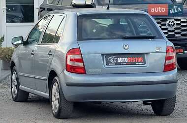 Хэтчбек Skoda Fabia 2005 в 