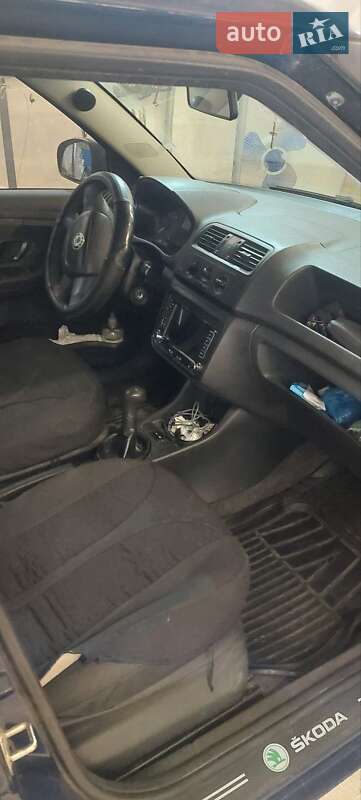 Універсал Skoda Fabia 2010 в Харкові