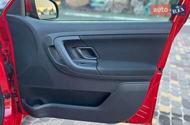 Хэтчбек Skoda Fabia 2012 в 